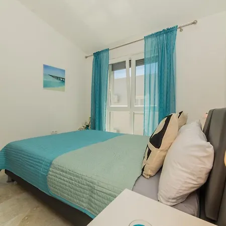 Stichling Apartment *
