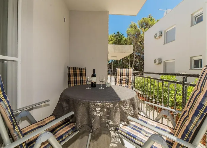 Stichling アパート ヴィル