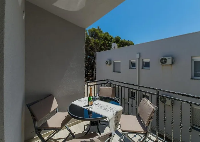 Stichling アパート *