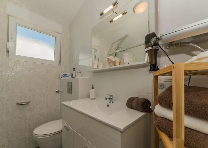 Stichling アパート ヴィル